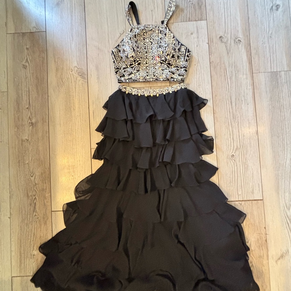 Rachel Allan 2- Piece Black and Gold Beaded Ruffled Prom Gown Dress Size 6